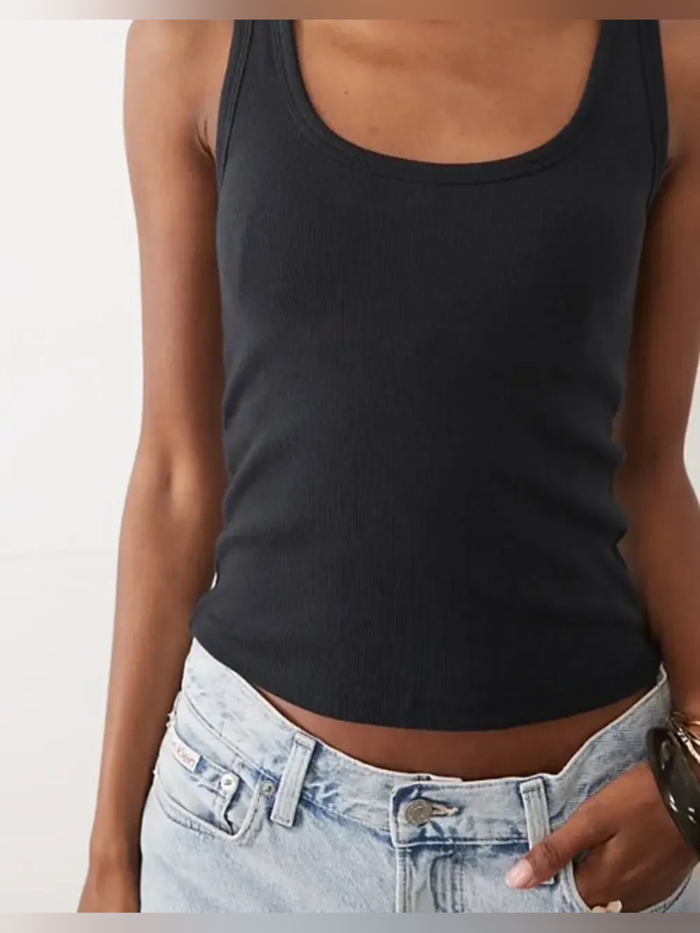 ABERCROMBIE AND FITCH RIBBED SCOOP TANK